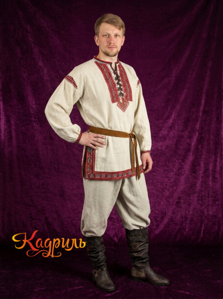 Мужской славянский костюм светлый. Рис. 1