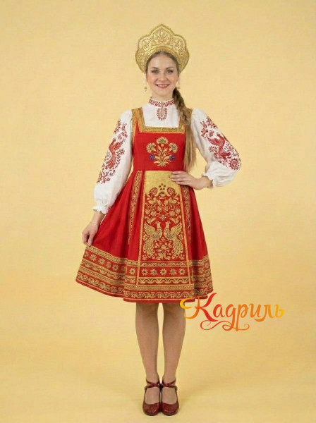 Плясовой костюм с кокошником. Рис. 1